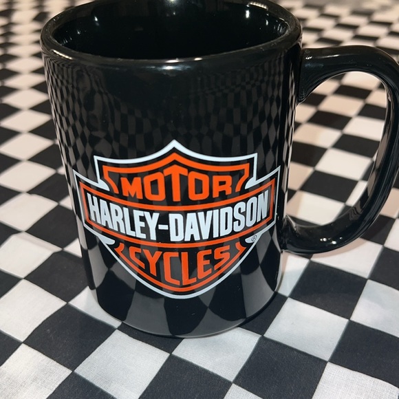 Harley Davidson Coffee Mug 🧡🖤 - Picture 3 of 3